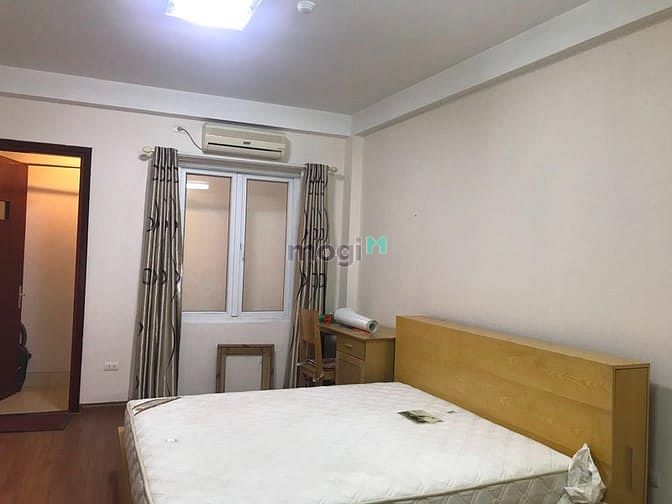 Hình ảnh Cho thuê CC full nội thất tại Ba Đình, gần cầu nhật tân, cách Văn Cao