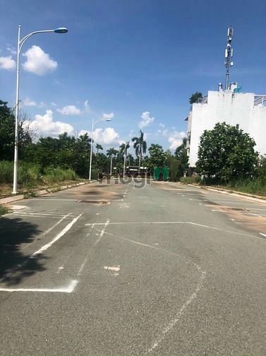Hình ảnh Bán gấp lô đất 100m2 MT Nguyễn Thị Nhung,Thủ Đức, giá 3.5 Tỷ, sổ riêng