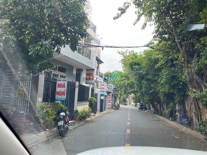 Hình ảnh Bán lô góc hẻm 2 đường 120, P.Tân Phú, Q9 sát vách Suối Tiên.