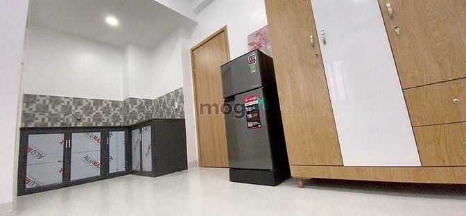 Hình ảnh Full nội thất, Gần trung tâm Q3, Có bếp, cửa sổ thoáng, 26m2, Mới 100%