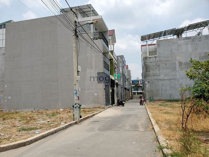 Hình ảnh Bát gấp Lô đất 1/ hẻm 4m5, 52m2 giá 3ty850 ô tô vô ra thoải mái.