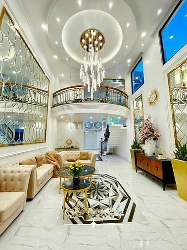 Hình ảnh cho thuê biệt thự 10x20 1 trệt 5 lầu thang máy mới
