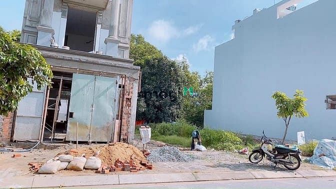 Hình ảnh Bình chánh sắp lên quận.VIB thanh lý gđ 2 f0 - 29 nền đất kdc