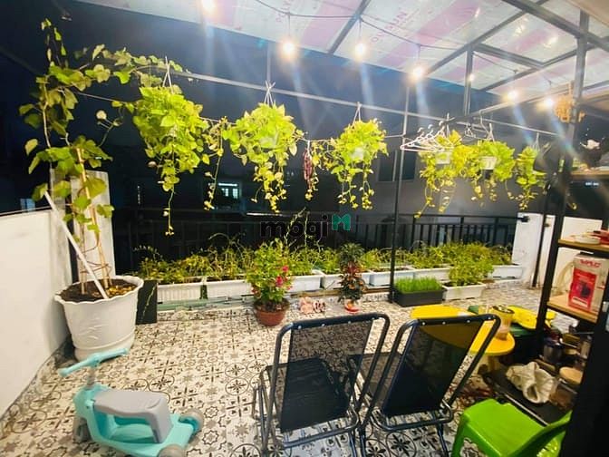 Hình ảnh Bán nhà CMT8, Quận 10 đẹp lung linh thu nhập 30tr