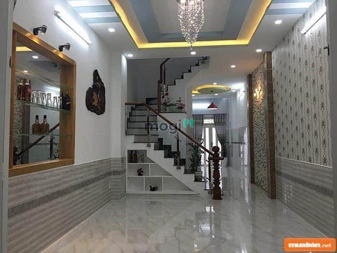 Hình ảnh Nhà 3 Tầng DTSD 80m2 Trần Hưng Đạo Q5 Chỉ 5.6 Tỷ