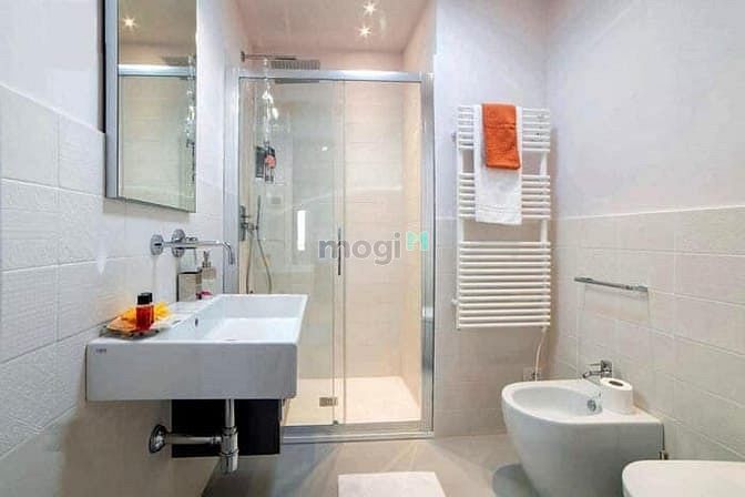 Hình ảnh Nhà 3 Tầng DTSD 80m2 Trần Hưng Đạo Q5 Chỉ 5.6 Tỷ