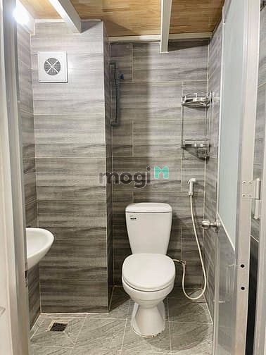 Hình ảnh Phòng trọ Sinh Viên, Có máy lạnh, Có gác, Mới tinh, 24m2, Vân Tay