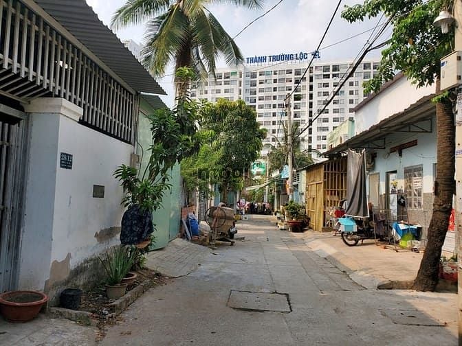 Hình ảnh Lô đất 90m2 đường 5m, Phường Linh Đông Thủ Đức giá 4ty5