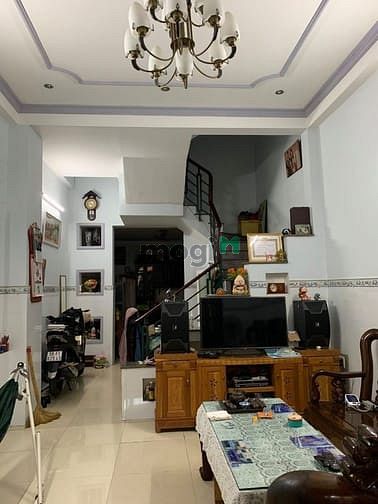 Hình ảnh (Bình Tân) Nhà đẹp, vị trí tốt, dân cư đông , 2 lầu chỉ 2,470Tỷ SHR