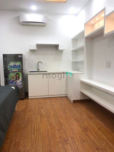 Hình ảnh Cho thuê CH gần cầu Thị Nghè, Quận 1,full NT, ban công, máy giặt riêng