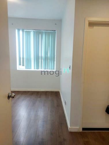 Hình ảnh Cho thuê căn góc, 3PN view sông gió mát, có sẵn rèm. Giá 8tr/th