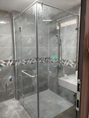 Hình ảnh Cho thuê nhà Shophouse Vin Gardenia Hàm Nghi DT100m 5T MT6,5m THANGMÁy