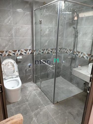 Hình ảnh Cho thuê nhà Shophouse Vin Gardenia Hàm Nghi DT100m 5T MT6,5m THANGMÁy