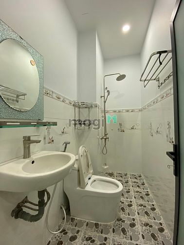 Hình ảnh Phòng mới xây nội thất cơ bản Thủ Đức