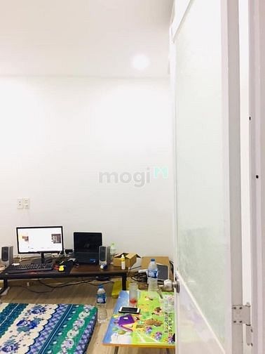 Hình ảnh Bán gấp nhà Hoàng Văn Thụ 66m2sd giá 2,75 Tỷ