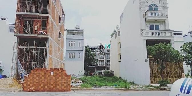 Hình ảnh Đất trống ngang 8m đ.Phạm Văn Chiêu _ vị trí đắc địa