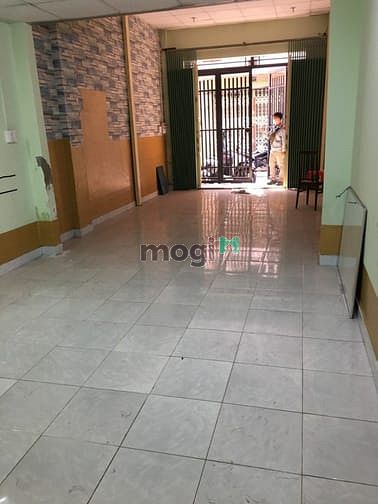Hình ảnh Cho thuê nhà 302/3 đường Hai Bà Trưng P.Tân Định Q.1