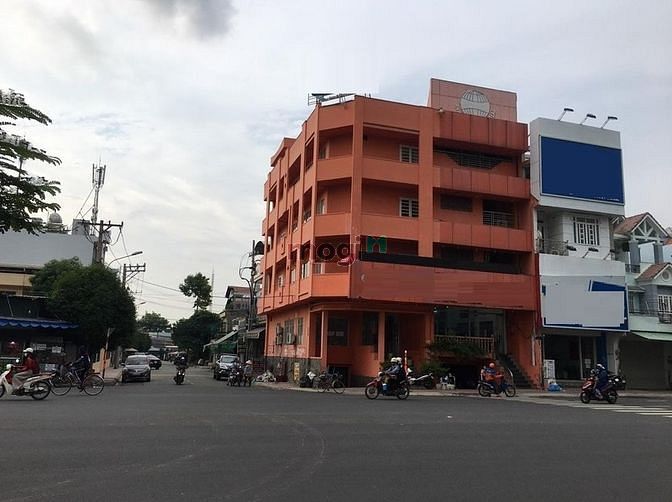 Hình ảnh Nhà 2 mặt tiền đ.Phan Văn Trị ngang 20m _ kd tấp nập
