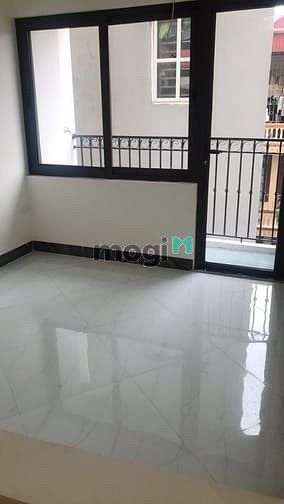 Hình ảnh Bán chung cư Hoàng Hoa Thám - Vĩnh Phúc - Văn Cao