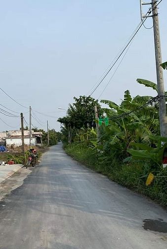 Hình ảnh Tôi còn miếng đất thổ cần ra gấp gần chợ Bình Chánh 10p