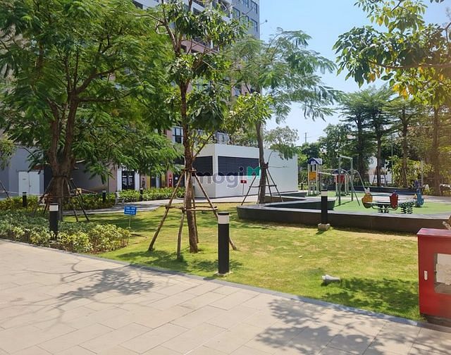 Hình ảnh Cho thuê căn Studio 35m2 The Sun Avenue, full nội thất đẹp - giá rẻ