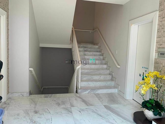 Hình ảnh Biệt thự khu Tên Lửa, Bình Trị Đông B, 10x20m, 3 tấm, giá 19.5 tỷ