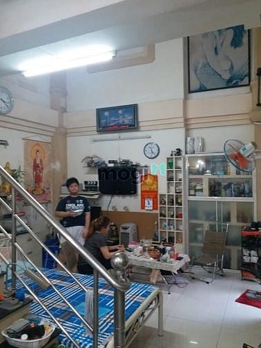Hình ảnh Đặc biệt hiếm nhà 5 tầng gần 40m2 đất Đoàn Văn Bơ Quận4 Giá chỉ 3,5 tỷ