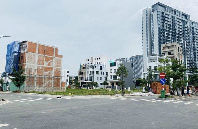 Hình ảnh Sang lại lô 114m2/4.05 tỷ Mt Tạ Hiện, TML, Q2 gần UBND Q9 sHr