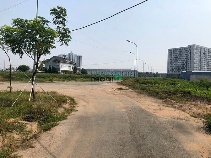 Hình ảnh Bán nền biệt thự d.án Phú Nhuận Phước Long B quận 9, đ.diện TTTM, 57tr