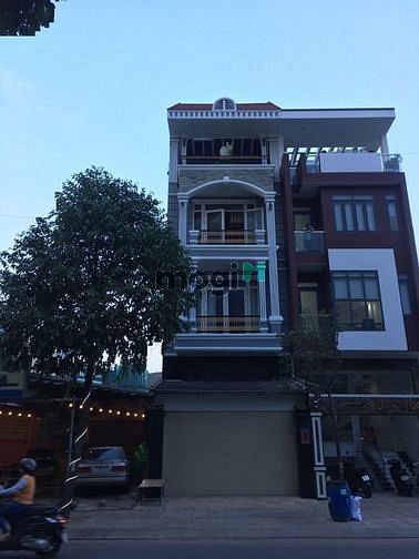 Hình ảnh Nhà mặt tiền đ.Ung Văn Khiêm _ gần ngã 4 D2