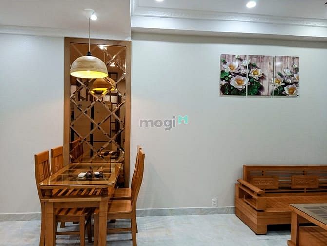 Hình ảnh Cho thuê CH 2 phòng ngủ full nội thất tại chung cư The Botanica