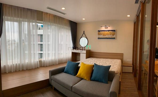 Hình ảnh Cho thuê Chung cư full đồ có ban công view hồ, gần Xã Đàn-Đại Cồ việt
