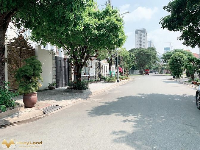 Hình ảnh Mình cần bán lô đất 80m2 hẻm Lũy Bán Bích, Tân Phú, ngay UBND Quận