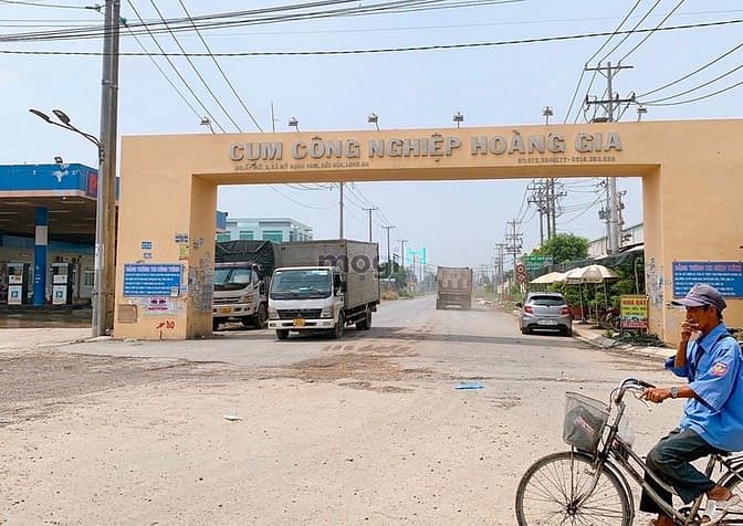 Hình ảnh Ly hôn bán gấp 80m2 đất ngay ủy ban xã Mỹ Hạnh Bắc