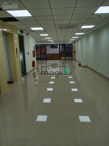 Hình ảnh Mặt phố Trung Kính-60m,6 tầng,có thang máy