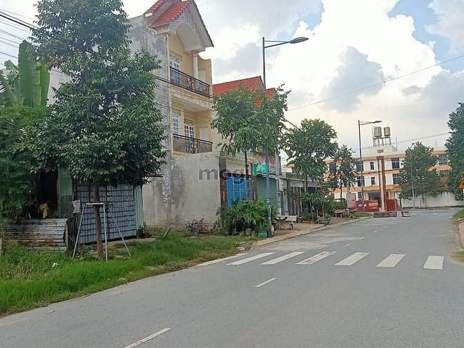 Hình ảnh Bán Gấp Lô Đất Trung Tâm Thủ Dầu Một - Sổ Riêng Thổ Cư Hết Đất