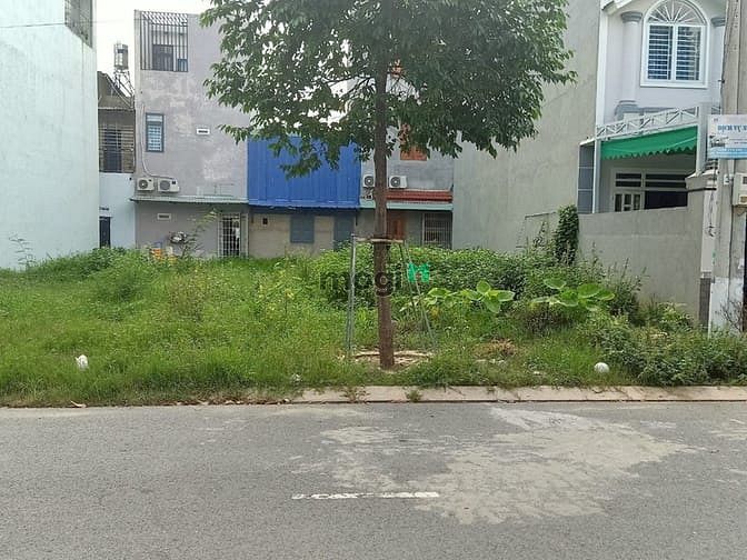 Hình ảnh Bán Gấp Lô Đất Trung Tâm Thủ Dầu Một - Sổ Riêng Thổ Cư Hết Đất