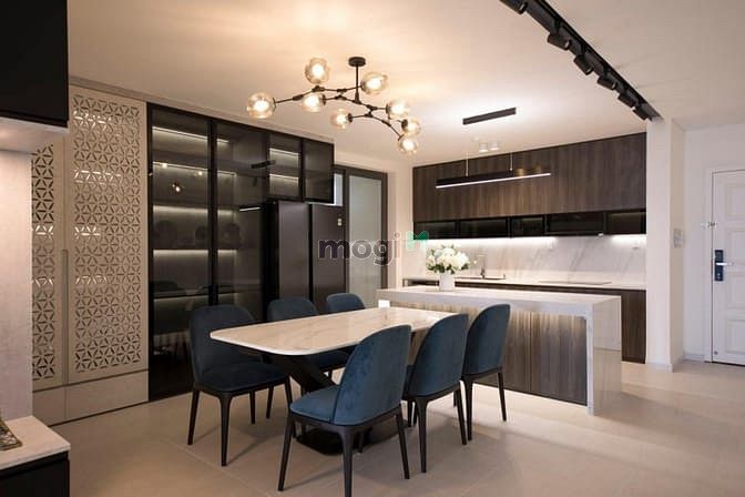 Hình ảnh Biệt thự cao cấp cư xá Tự Do, Phường 7, Tân Bình. 10m x 22m. Hầm, 3L.