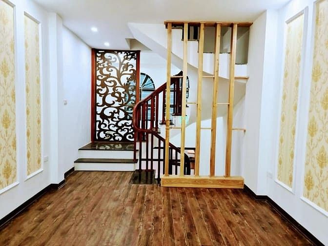 Hình ảnh Cần cho thuê nhà riêng ngõ 106 phố Trần Duy Hưng.