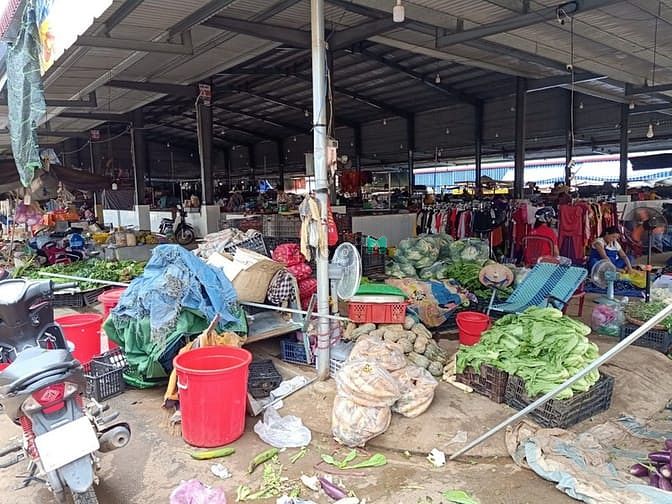 Hình ảnh Cần Bán Lô Đất Ngay Cổng Chợ  2 Mặt Tiền Đường Sổ Riêng Giá Rẻ Hơn TT