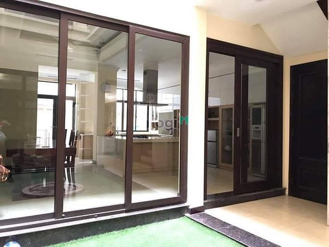 Hình ảnh Văn phòng 100m2 đường 3 tháng 2 mặt tiền 6,3m