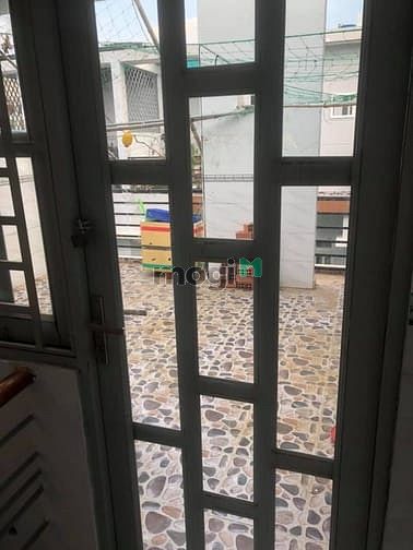 Hình ảnh cho thuê nguyên căn 2 lầu, MỚI 100%, kế bên Khu Tên Lửa, Bình Tân