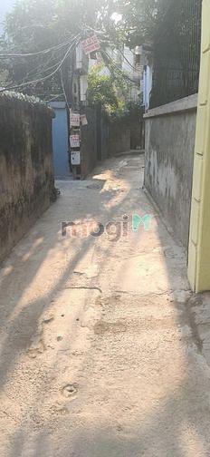 Hình ảnh Ngõ thông- gần phố- thoáng trước mát sau