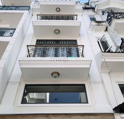 Hình ảnh Cho thuê nhà mặt tiền 87A Phạm Văn Hai, phường 3 Quận Tân Bình.