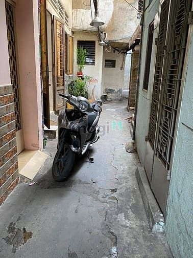 Hình ảnh Cần bán nhà Hai Bà Trưng, 30m2, 4T, BTCT, 5,4 tỷ.