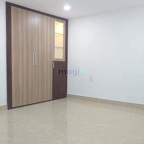 Hình ảnh Bán Nhà CMT8, Quận 10, 55m2, Giá chỉ 6.3 tỷ.