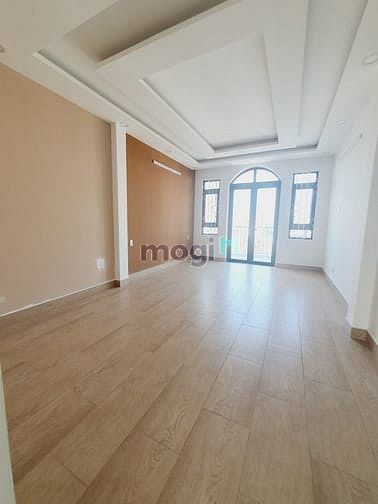 Hình ảnh Cho thuê nhà mới 139C Phan Đăng Lưu, p7, phú nhuận