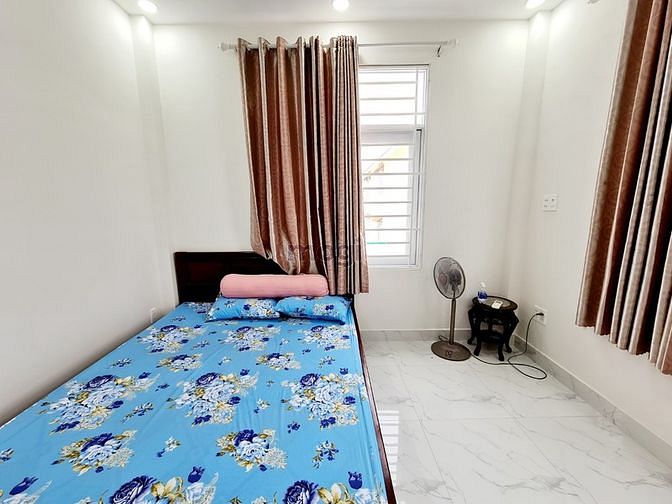 Hình ảnh Nhà Mới, Đẹp, Hẻm Xe Hơi, Gần Big C Quận 7, Chỉ 4,9 Tỷ