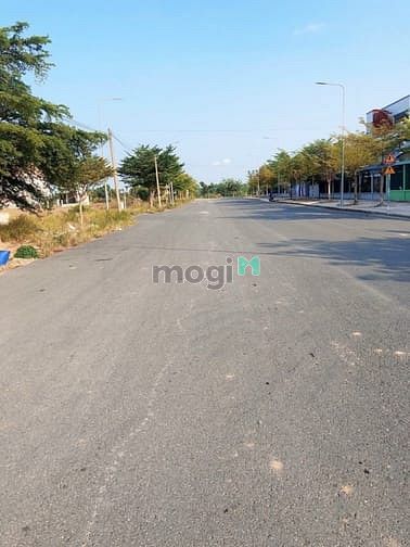 Hình ảnh Bán 2 nền đất sổ riêng, gần bệnh viện chợ rẫy 2 Bình Chánh