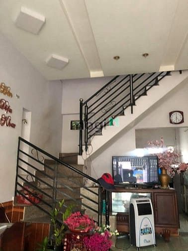 Hình ảnh Bán nhà đ.Bông Sao p5 q8. Giá bớt lộc
